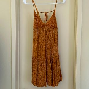 Wild Fable pleated floral summer dress size medium